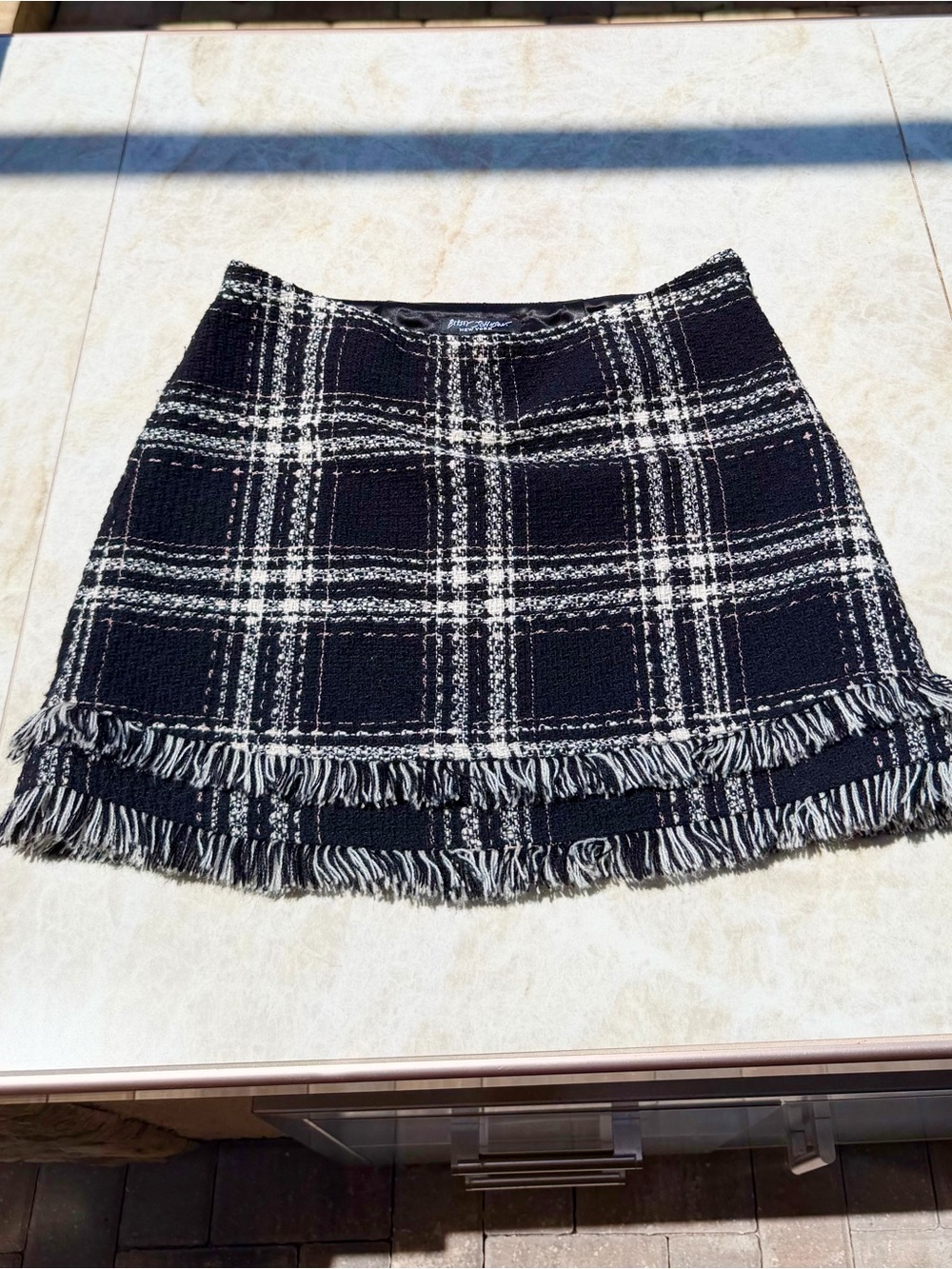 Vintage Betsey Johnson Tweed Mini Skirt Black Ivory Boucle Plaid Fringe Hem M/30